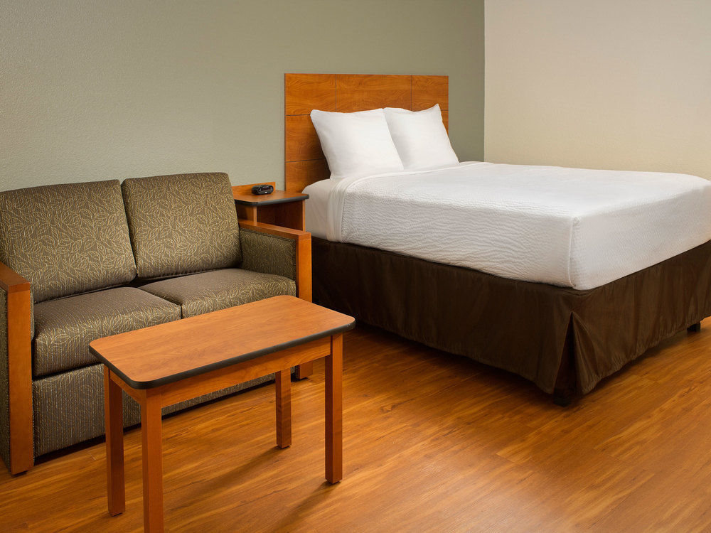Woodspring Suites Richmond West I-64 Dumbarton Экстерьер фото