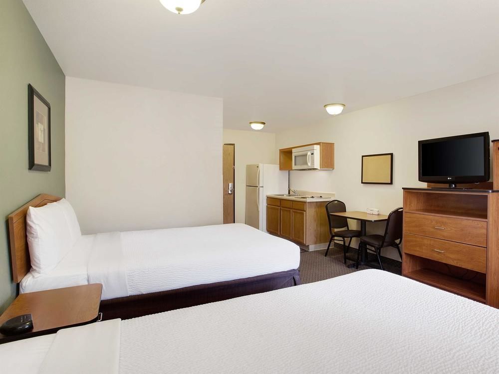 Woodspring Suites Richmond West I-64 Dumbarton Экстерьер фото